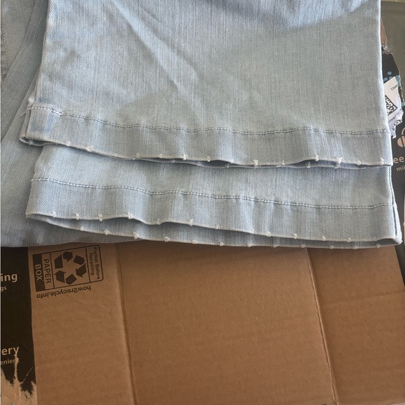SPANX Pull-on High Rise Flare Jeans || Light Wash || Size Large - Picture 7 of 9